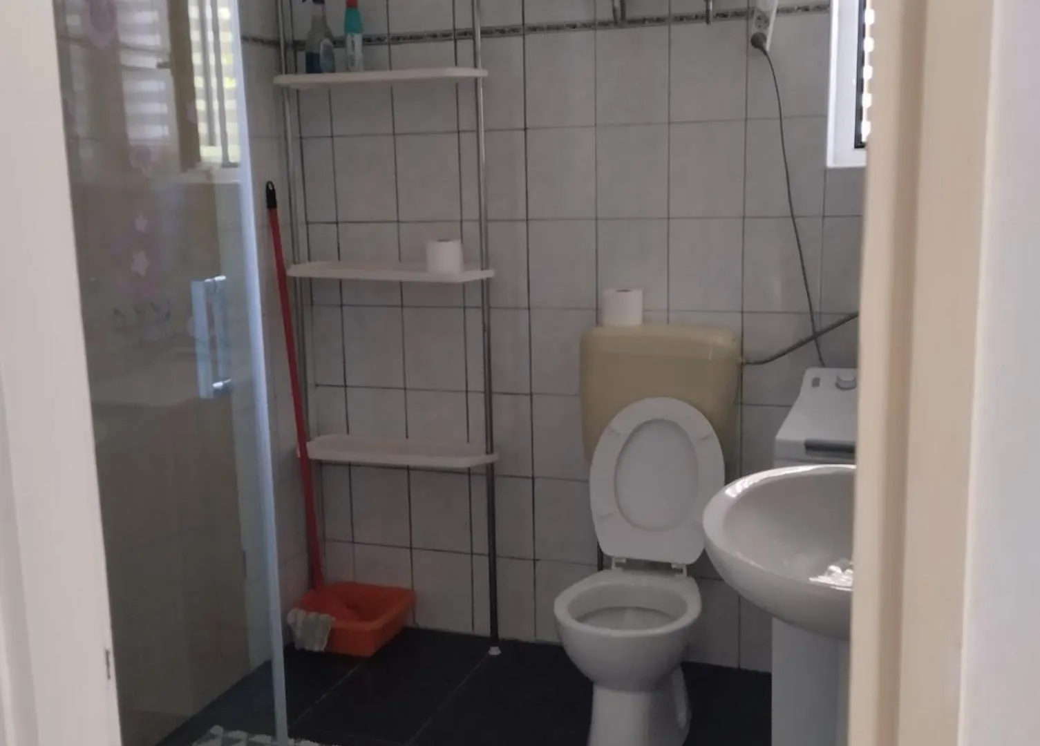 6 M, 50 M Do Plaze Apartment Barbat na Rabu